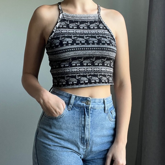 H&M Tops - 🔥H&M Boho Crop